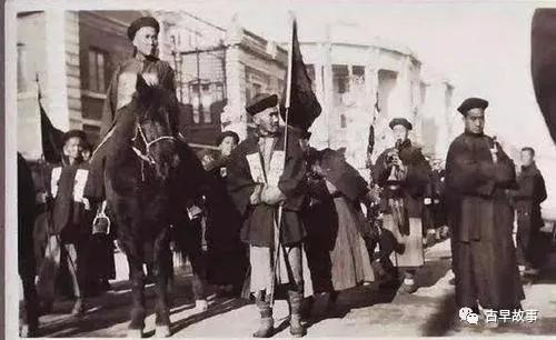 张勋复辟失败原因,张勋复辟12天后怎么样了