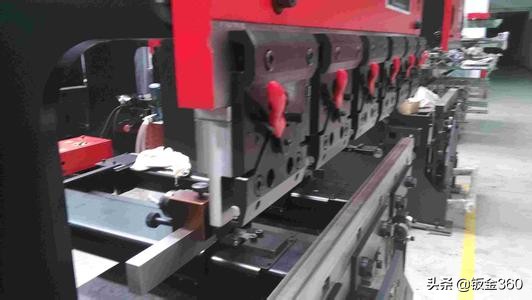 折弯机故障大全及解决方法,折弯机操作与机器故障排除