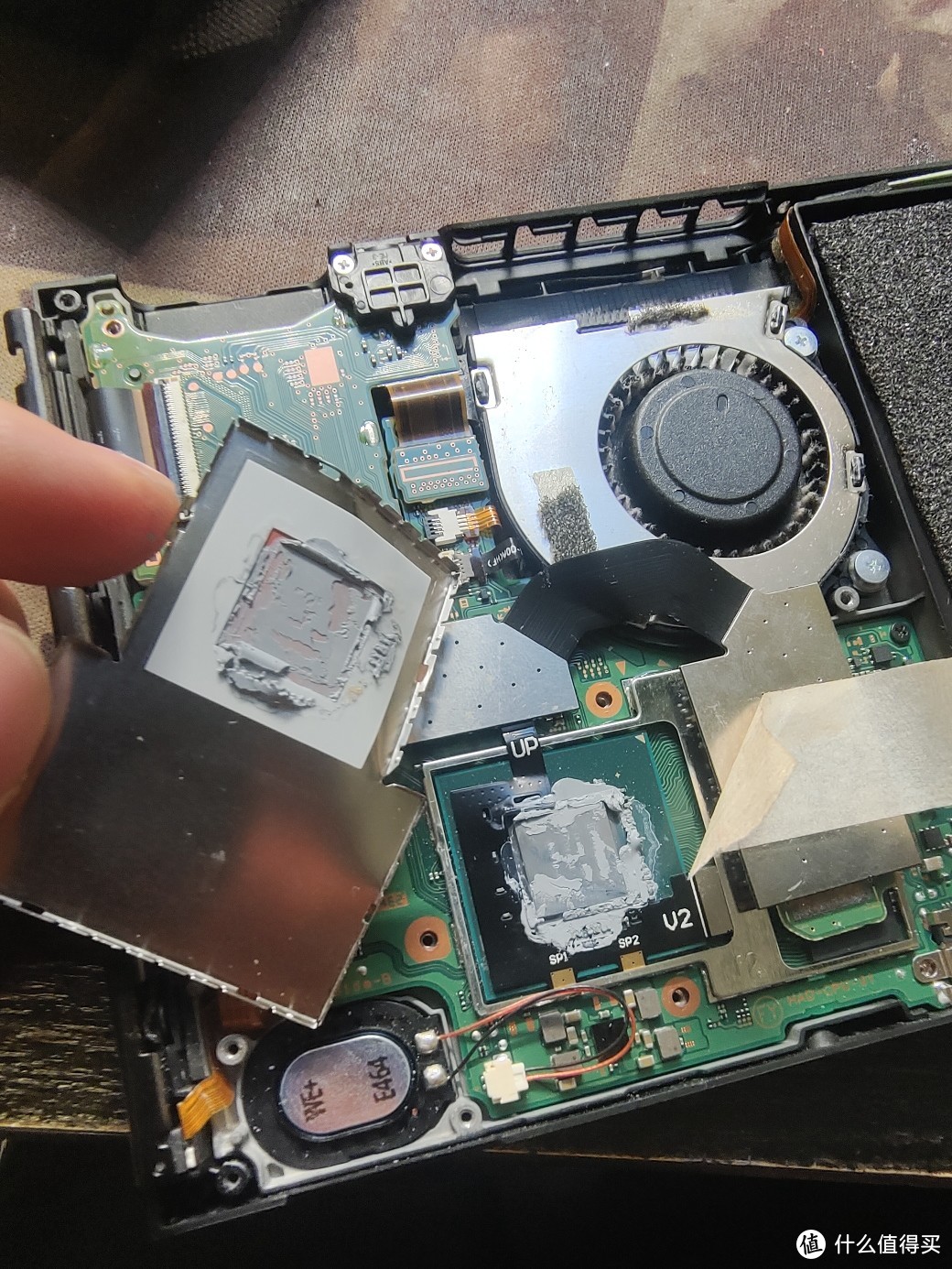 switcholed硬壳怎么拆,switch拆机清灰换硅脂有效果吗