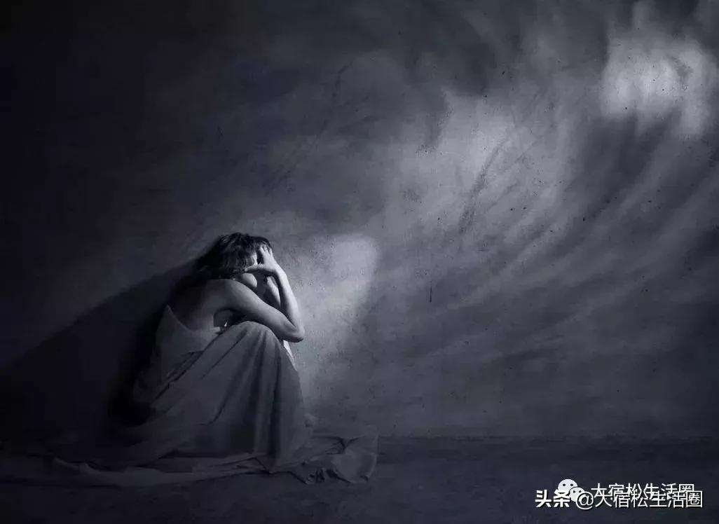 安顺女孩从20楼跳下,桐城女子17楼跳下