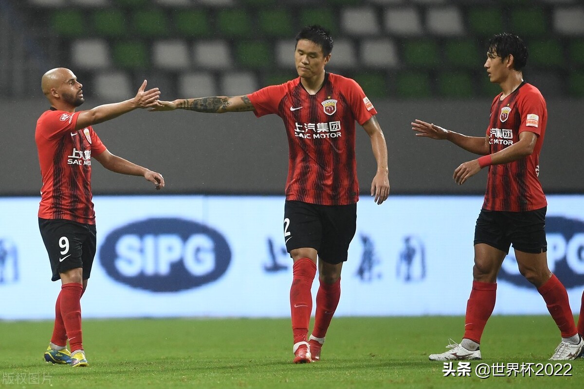 国足后卫眼神防守,国足后卫不防守