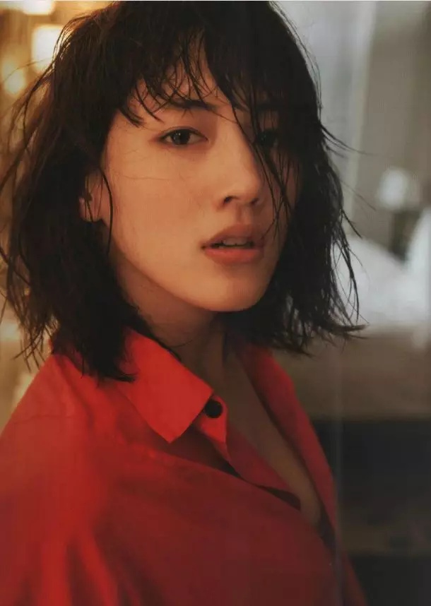 石原里美是正经演员么,石原里美为什么被称为女神