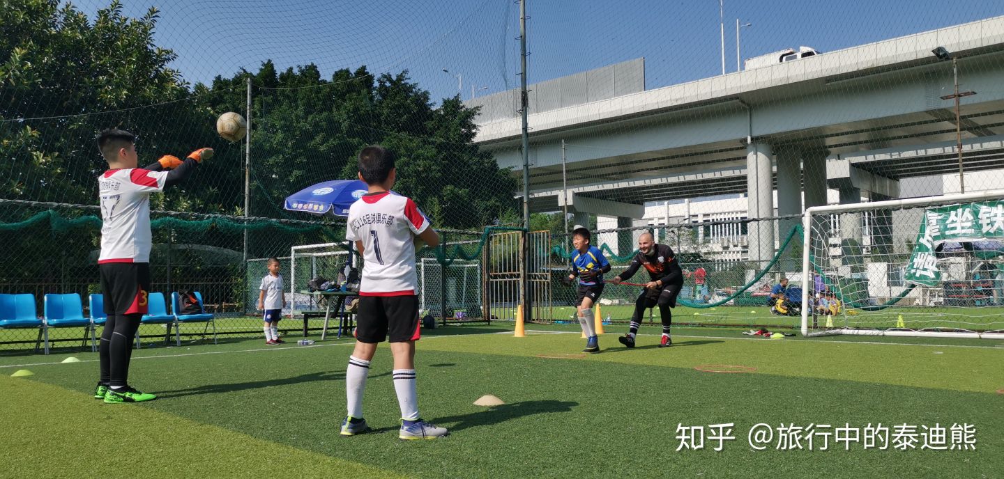 中国足球青训的现状是怎样的,我的足球成长经历视频