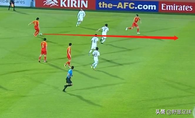 中国队失误停球名场面,中国队停球过人搞笑集锦