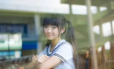 长筒袜过膝袜搭配校服,夏季长筒袜学院风穿搭