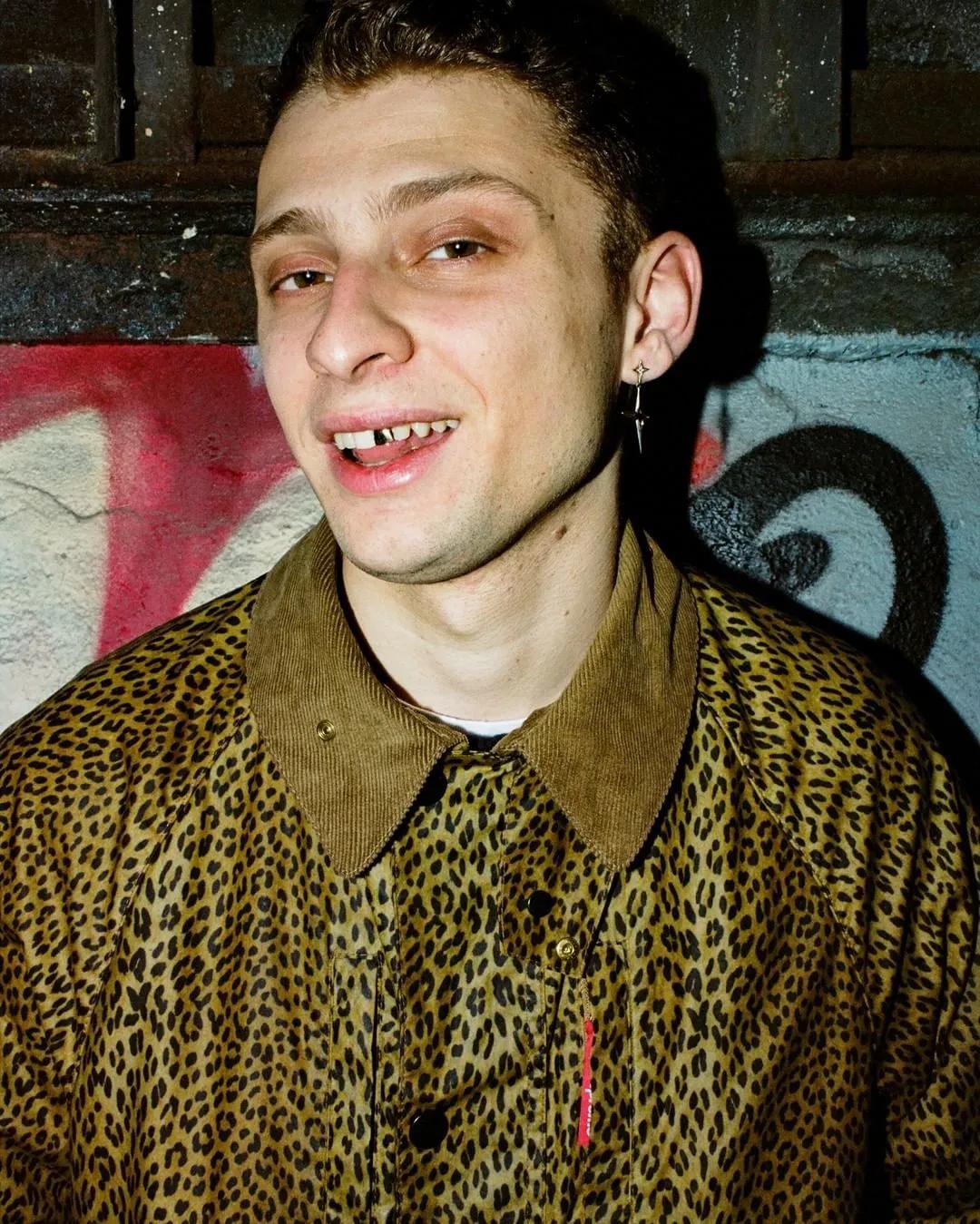 「每周联名X讯」众人骂丑，价格却直逼倒钩的鞋究竟长什么样？