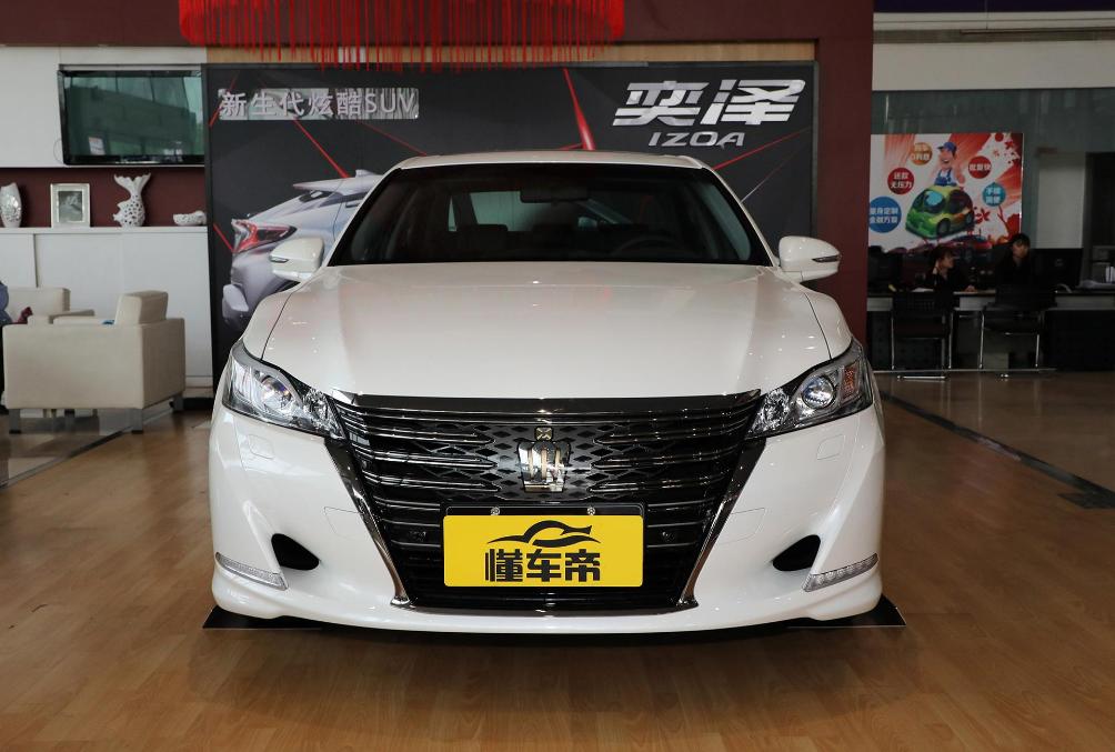 全新丰田皇冠车型解析,丰田皇冠老款长宽高