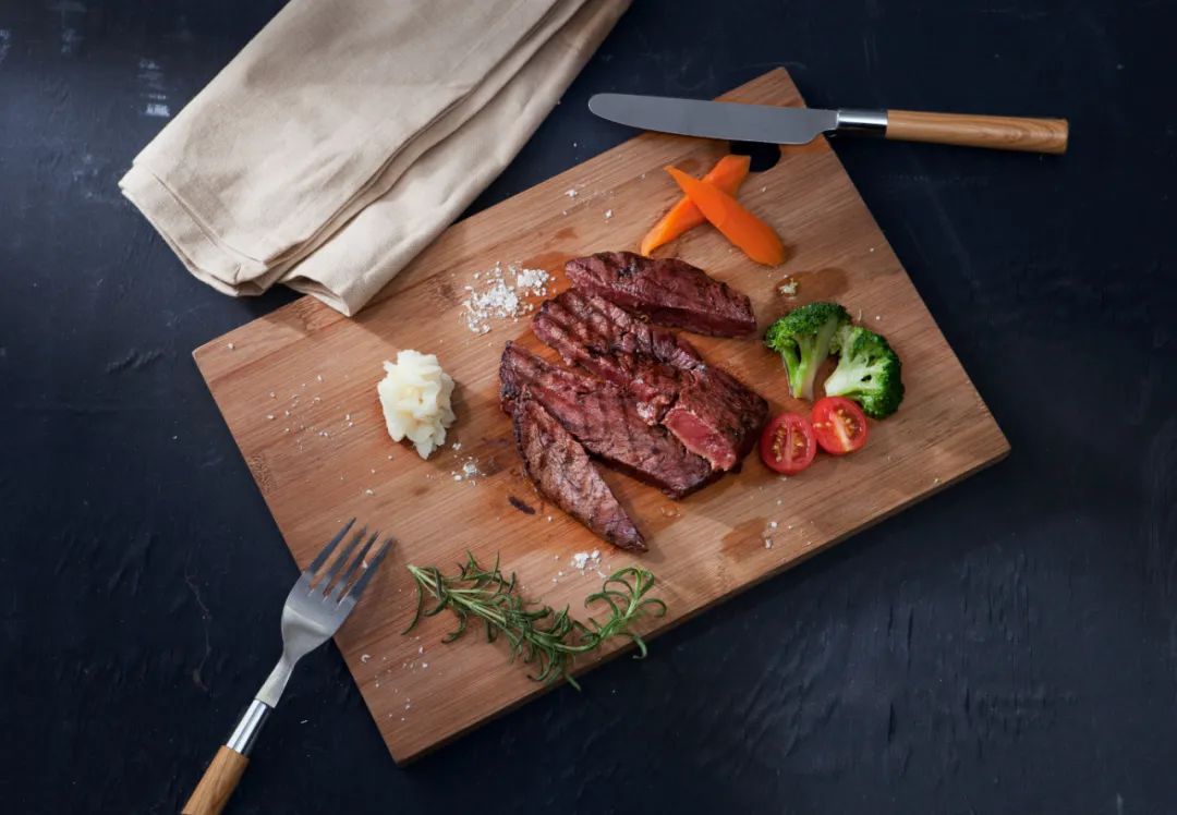 新鲜牛肉牛排做法,新鲜牛肉牛排怎么煎