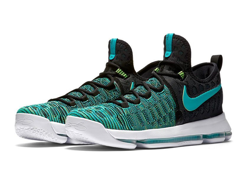 kd杜兰特战靴简版5代,kd球鞋最新