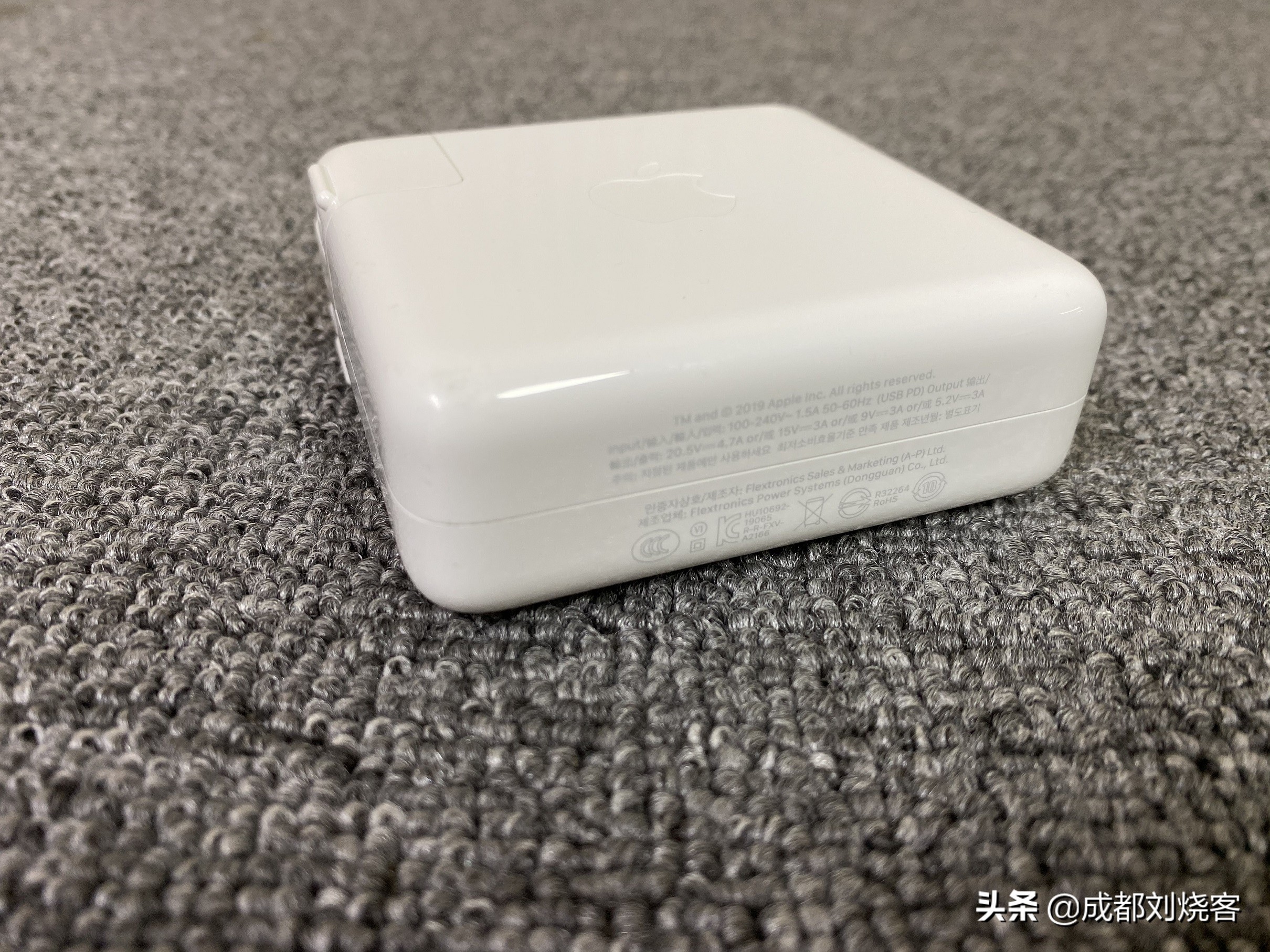 2019款MacBookPro16寸开箱+体验心得