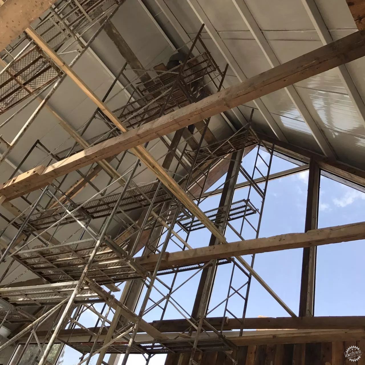 sasa，西西，设计师老王和三圣乡的“亲家DearHome”