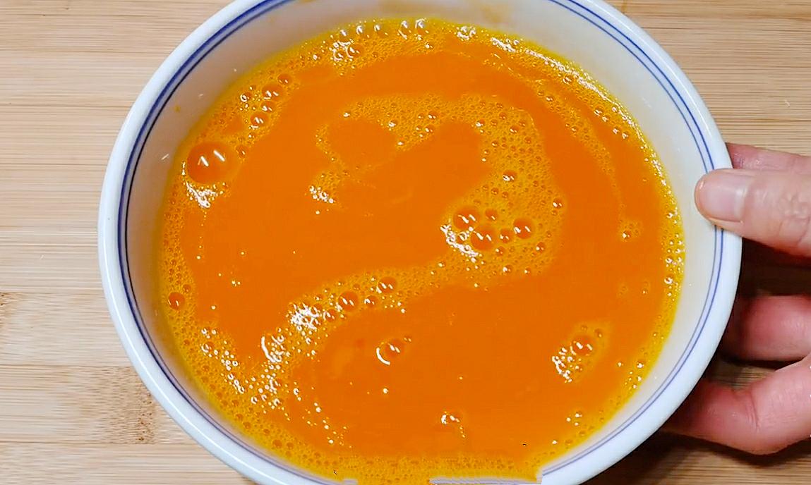 蛋炒饭好吃教程,蛋炒饭最好吃做法加酱油