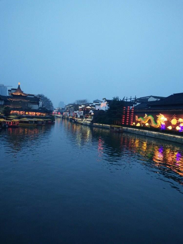 鹧鸪天大明湖即景,鹧鸪天南京夫子庙