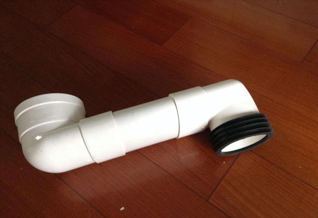 马桶移位可以从排污管改么,马桶移位用直排马桶不堵吗