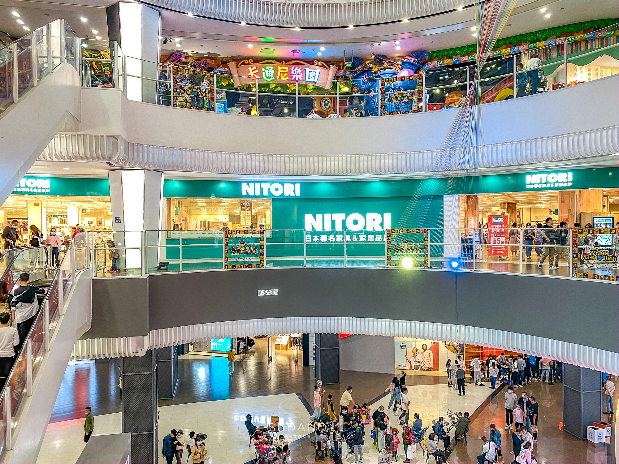 武汉人气最旺的购物中心,武汉最大的购物中心在哪里