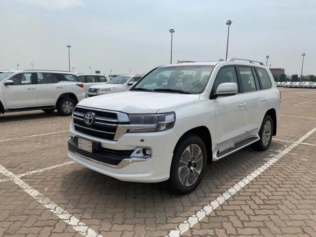 陆巡4600和5700有哪些优缺点,2019款陆巡中东版4600价格表