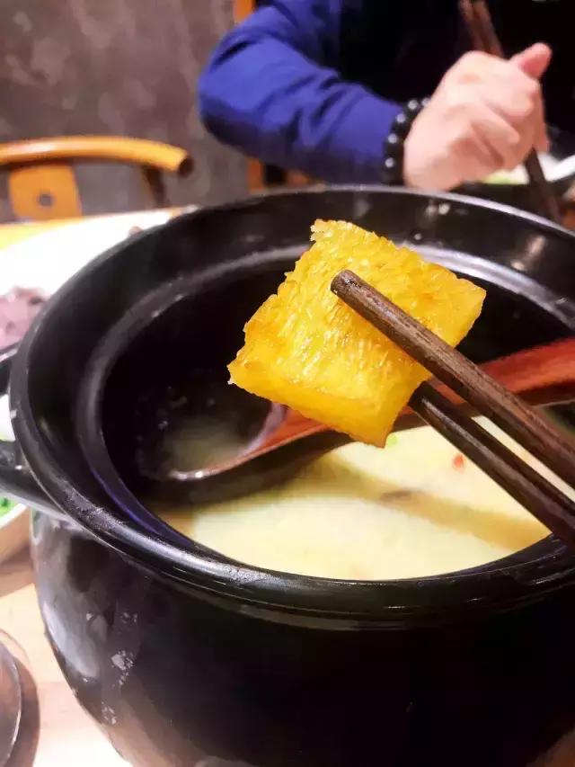 流水的爱情铁打的是什么梗,流水的爱情铁打的友情