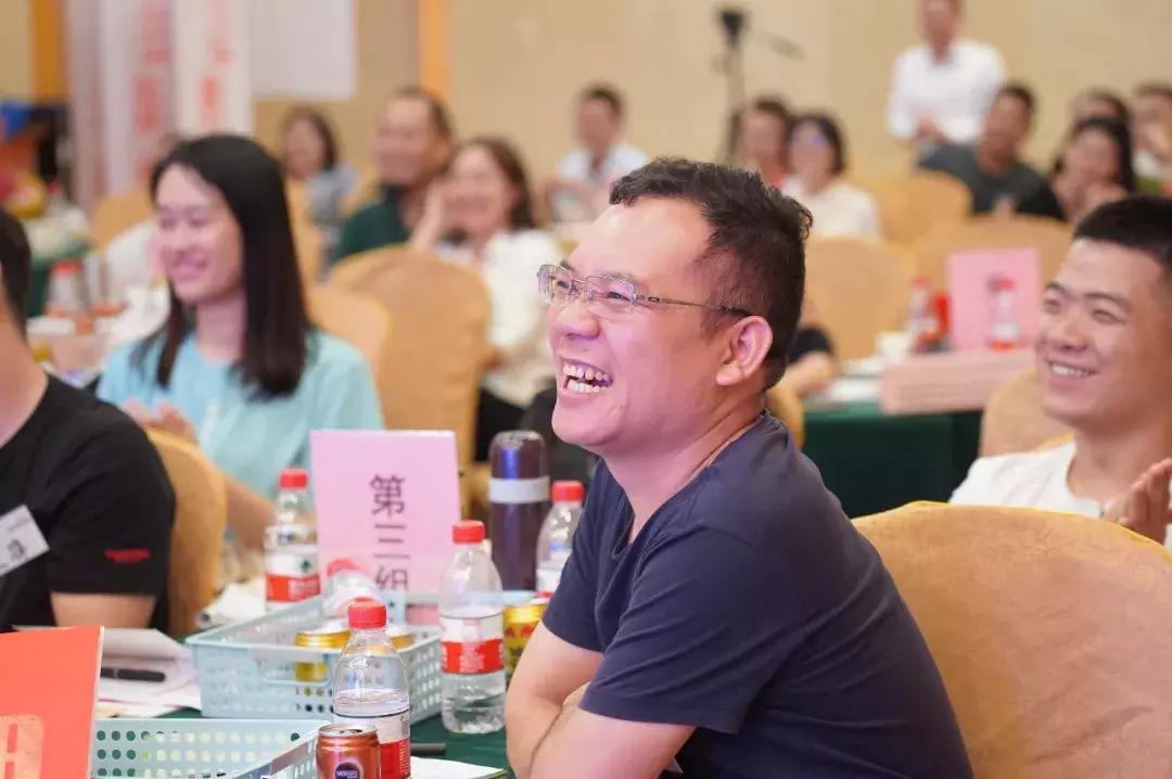 掌握说话的技巧,提升说服力的语言技巧