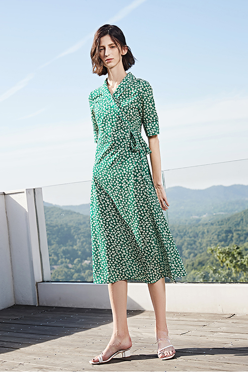 “偏胖”的女人，穿裙子尽量注意这5点，优雅得体，显瘦也很简单