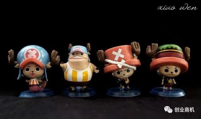 小伙卖玩具月入十几万,摆摊卖大型玩具一年赚100万