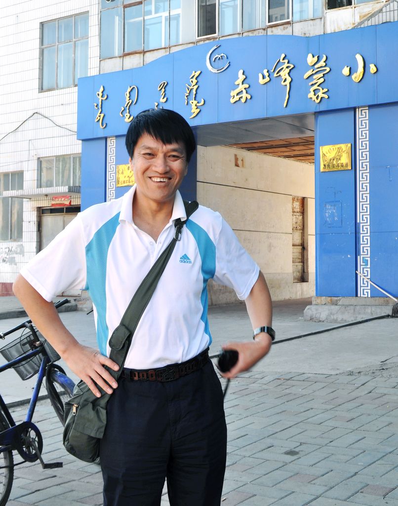 红宝书今昔图片,回忆一下宝贝小时候的照片