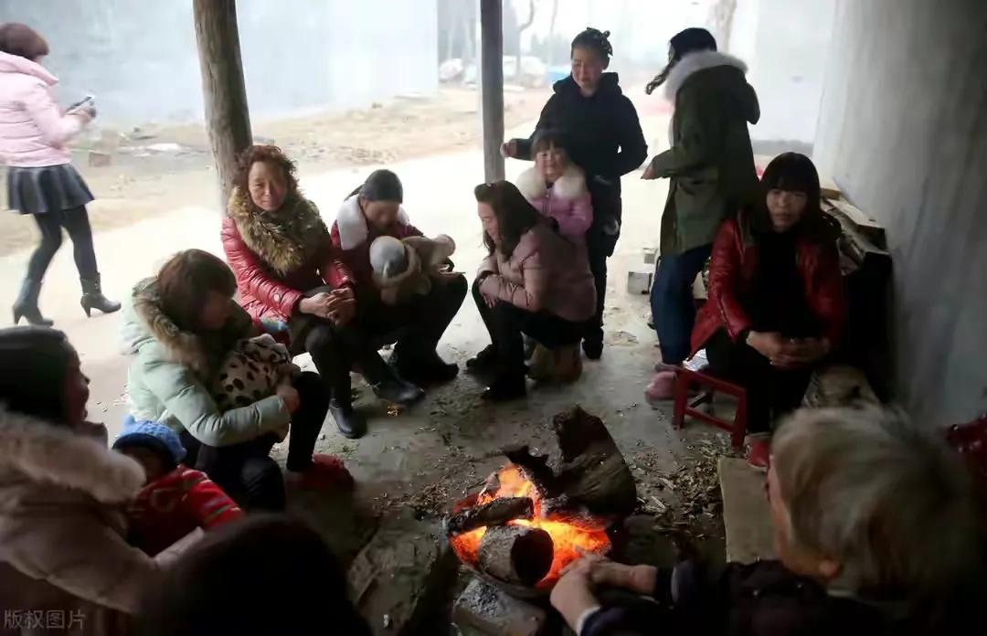 天气预报初冬暖意,明年天气预报大雪时间表