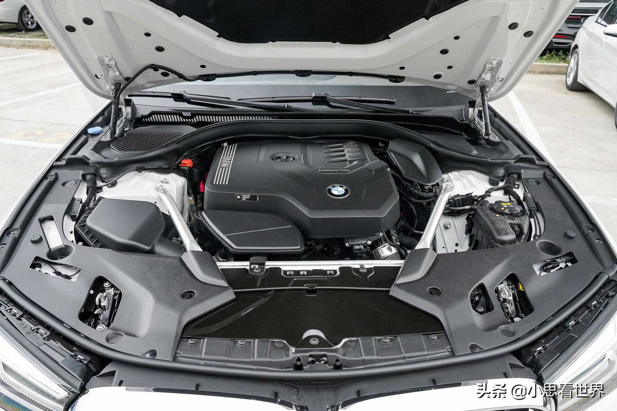 宝马5系2019款525LI豪华套装,2018宝马5系525li豪华套装第一视角