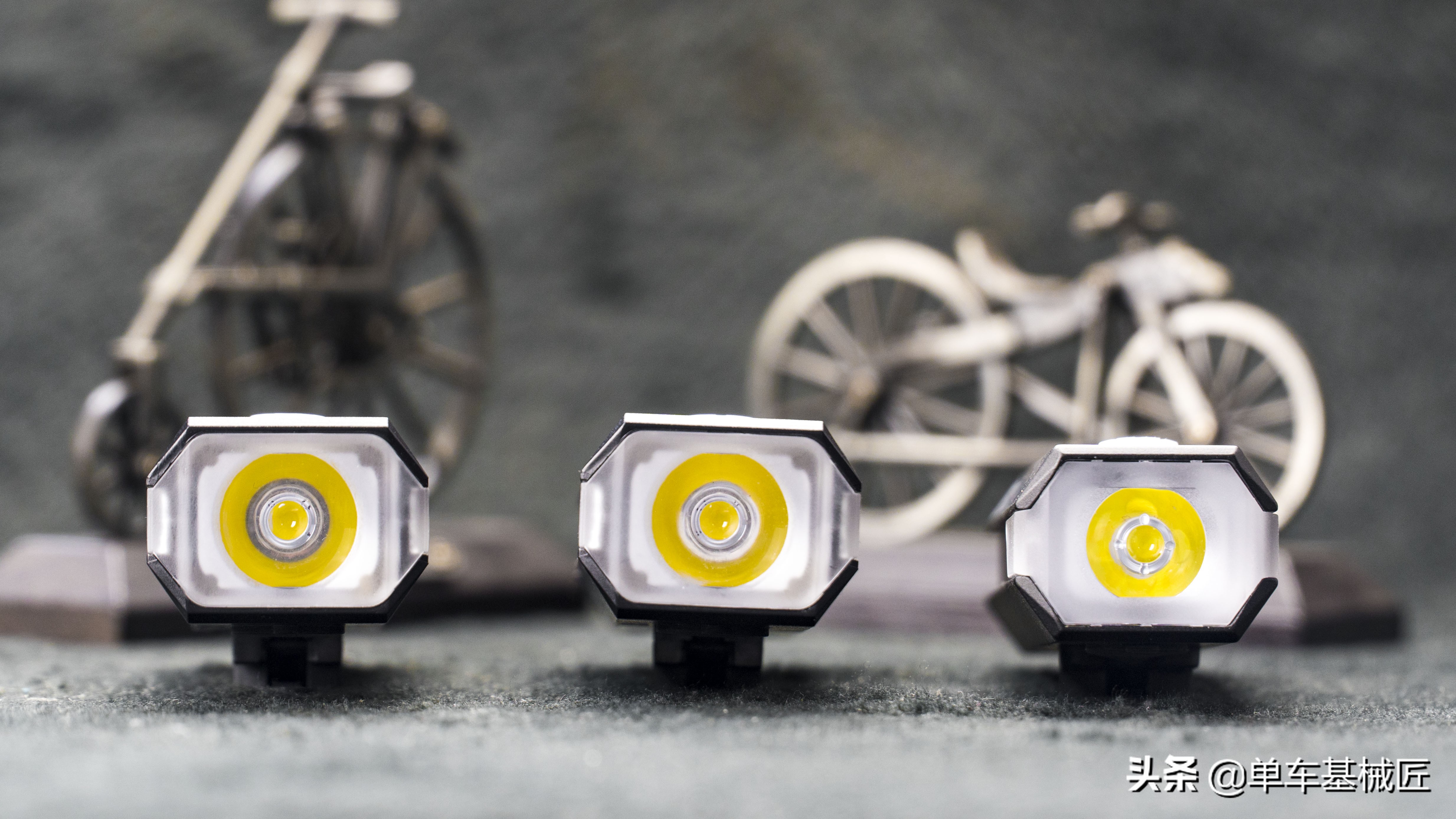 猫眼的信号灯闪红色怎么回事,猫眼上的灯为什么有时会亮