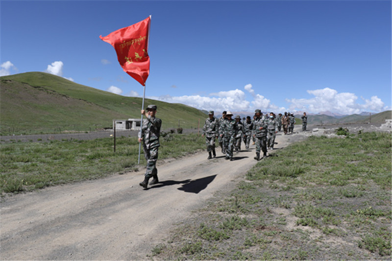 严肃认真过好军事日以点带面提升全民国防意识