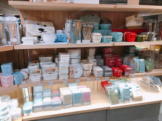 娑╄胺瑗挎鐧捐揣,涓滀含娑╄胺瑗挎鐧捐揣鍟嗗満