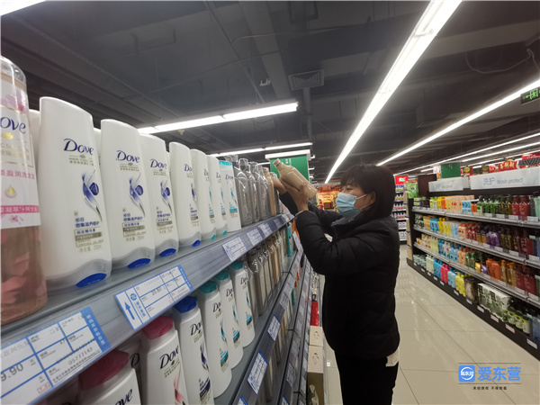 致敬坚守战位的人民子弟兵,致敬抗役一线的英雄们