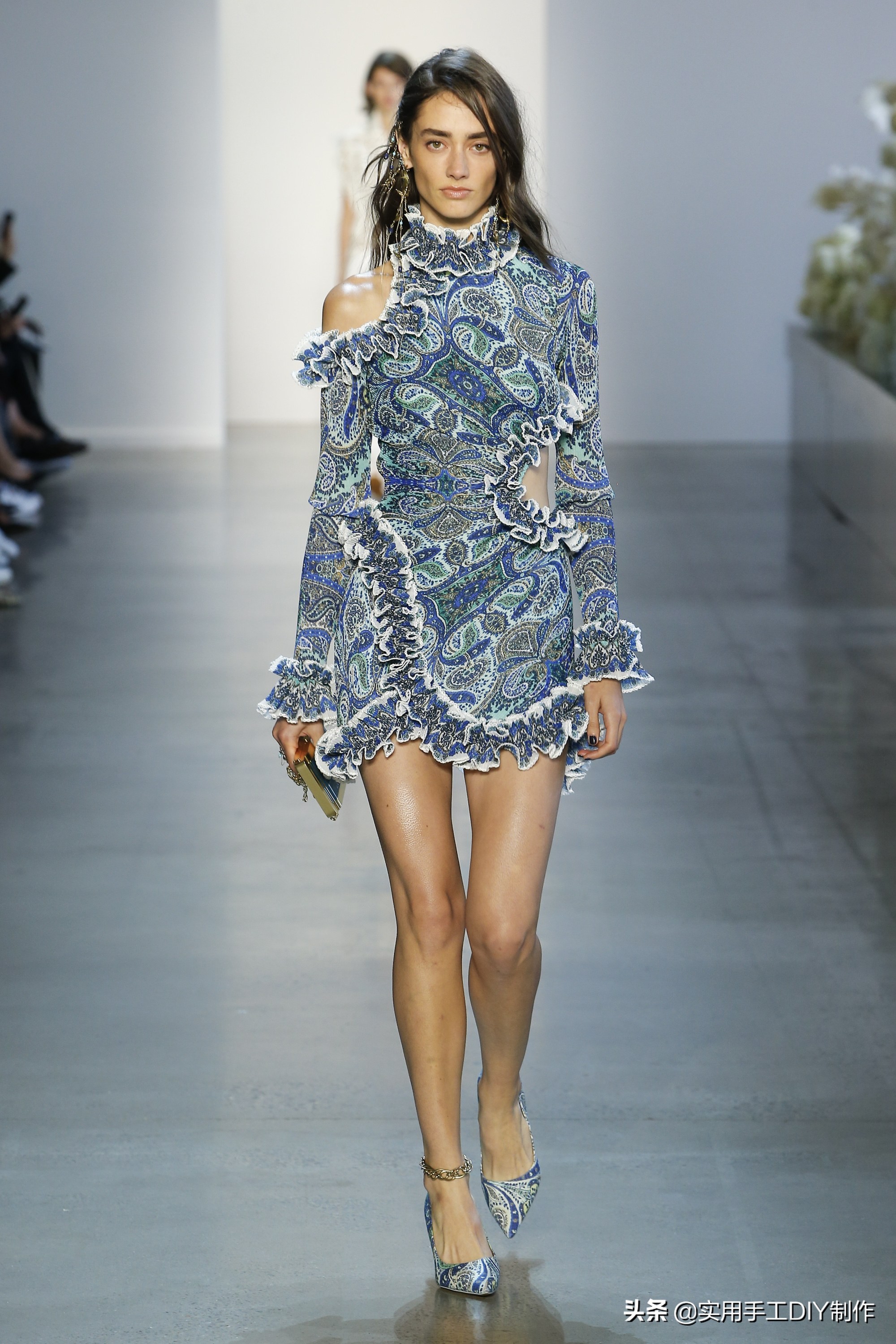 zimmermann连衣裙2019,zimmermann连衣裙2022春夏成衣系列