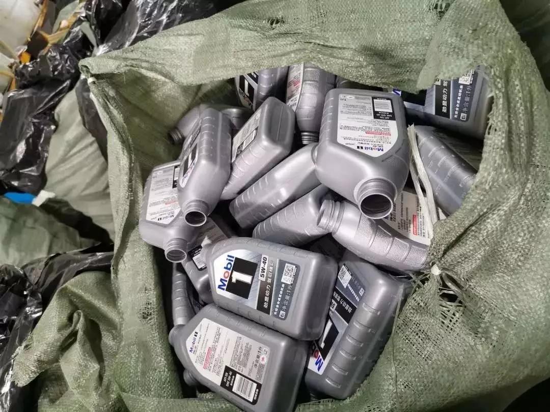 网上买假机油事件,打击假机油网购成重灾区