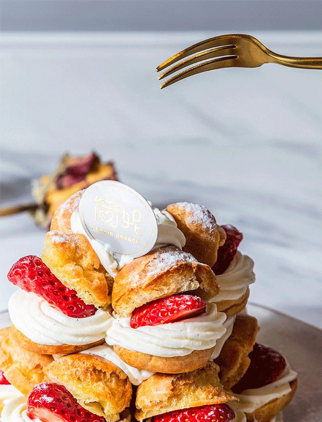 人广新开宝藏甜品店，把小笼包做成了慕斯蛋糕！