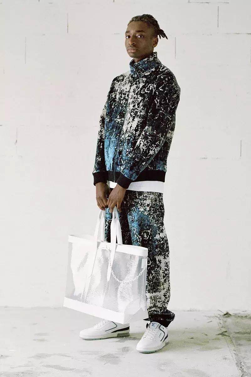 lv出了什么新款吗,lv蝙蝠侠衣服