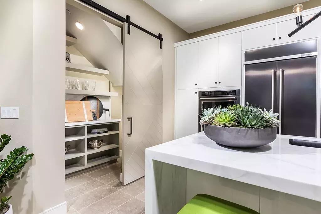 含泪剁手，说说我住尔湾光谱中心附近的物质生活