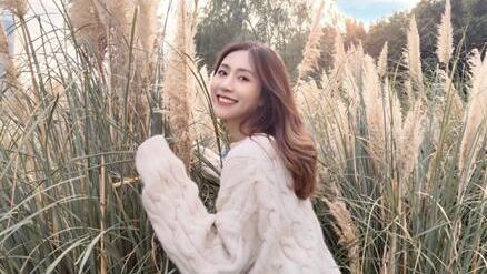 女生拍照pose大全教你拍出好照片,女生拍照摆pose的10个技巧