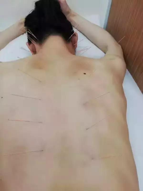 学得济世术回报家乡人——附属医院康复医学科董月秋