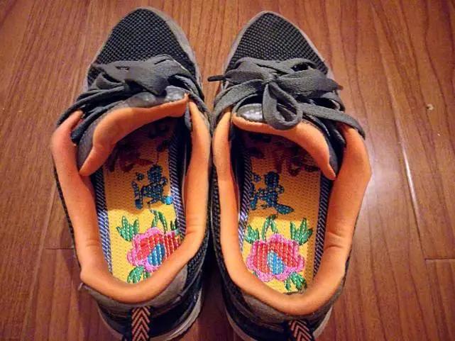 王启超：鞋垫情怀