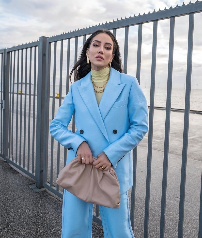 今年最火的毛衣慵懒风外穿高领,适合圆脸穿的高领毛衣