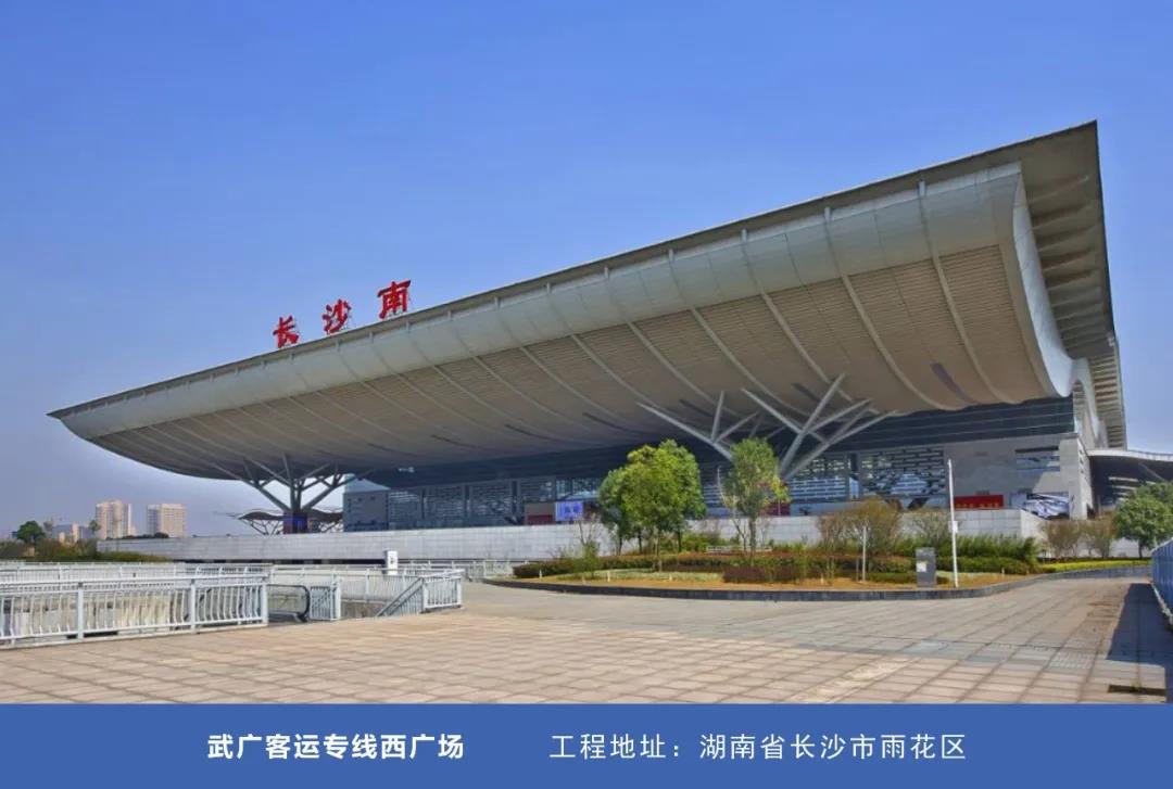 火凤凰浴火中如何重生,看浴火重生的凤凰