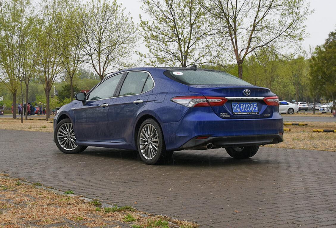 10年运动操控舒适俱佳的b级车,最省油耐用最便宜b级的良心车