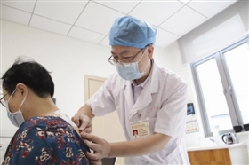 三十余载从医路诠释医者心,行医路任重而道远