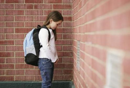 “妈妈，同桌总是摸我”，妈妈机智的做法，值得父母学习