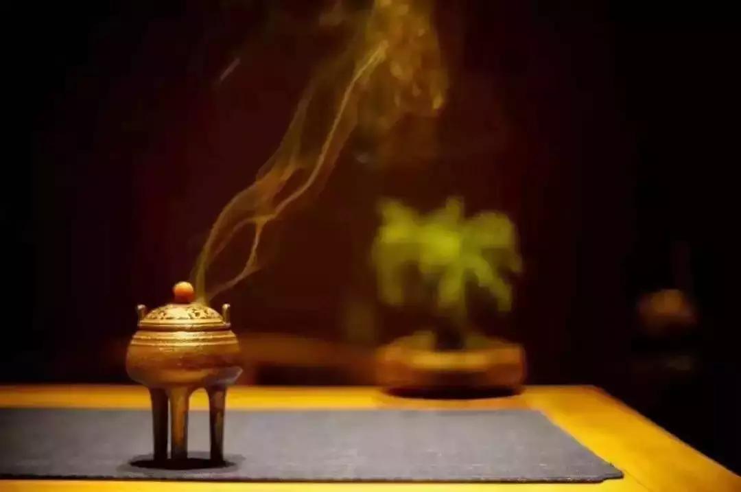 棣欐皼鍗佷簩鏃惰景鐜╂硶,鍗佷簩鏃惰景棣欐皼