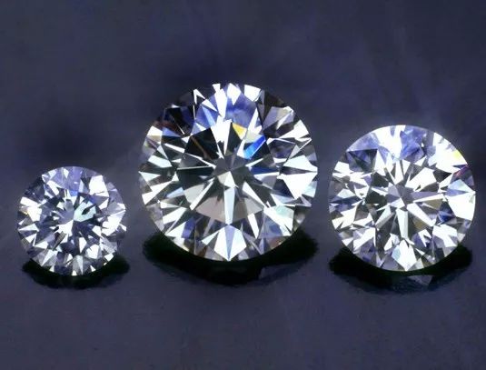 火遍全网的尼泊尔,尼泊尔莫桑钻靠谱吗