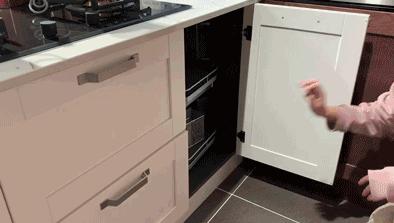 吊柜磕头，台面过高？厨房照此装50年不用换，第二种方案更重要