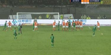 中超垫底队0-3惨败申花领跑保级组,中超第11轮战报