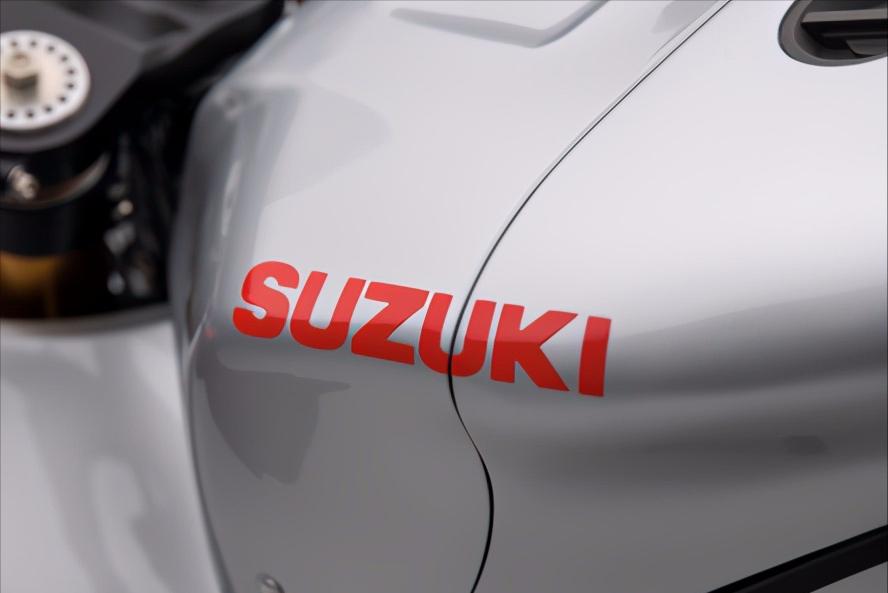 铃木再次打造katana赛车,铃木katana最新款