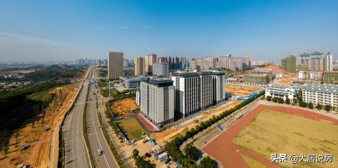 曾一度被看好，如今却陷入争议，龙岗没有前途了？